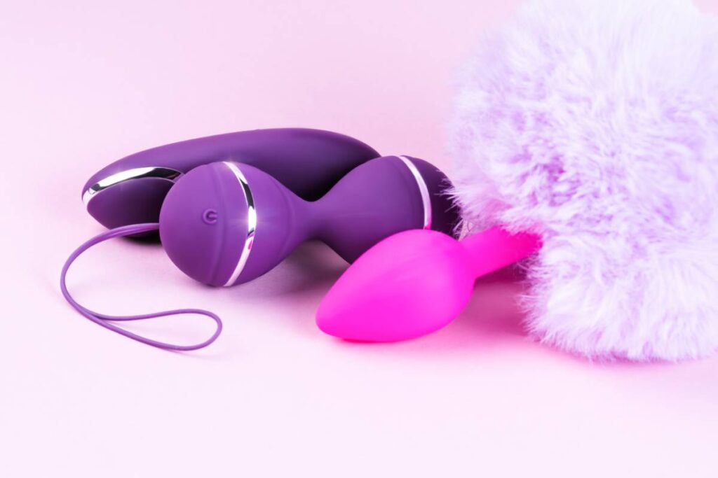 Faites la différence entre un plug anal et un gode